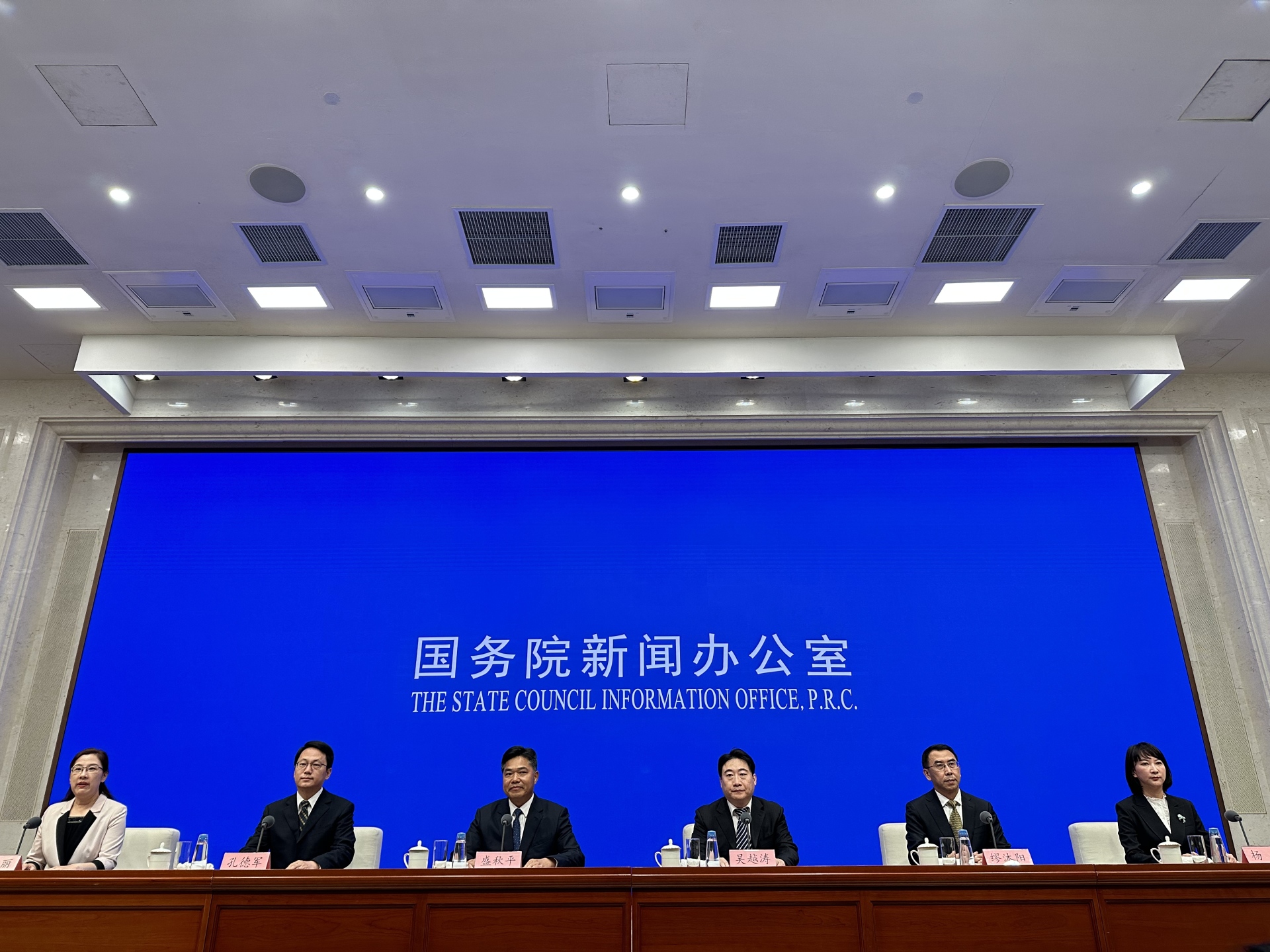 前7月服务消费重点领域新增贷款超去年全年！这一重磅政策出台，旨在破解供给侧优质服务短缺难题