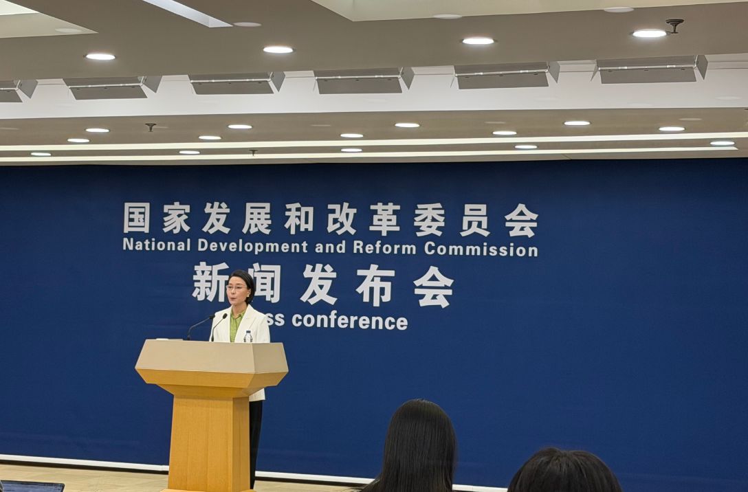 国家发改委答每经问：在重点领域推动绿色氢氨醇规模化发展，适度超前推动产运储等环节基础设施建设